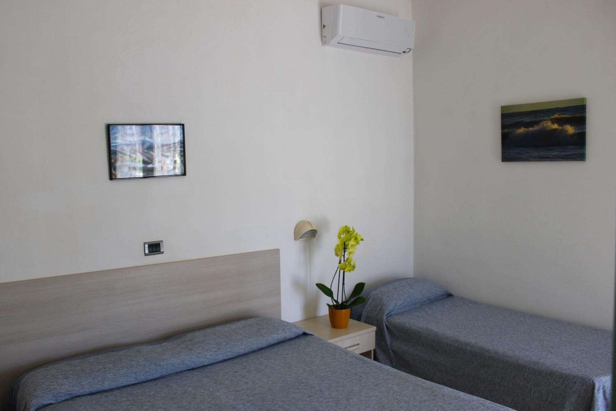 Hotel Puccinelli Lido di Camaiore Habitación foto